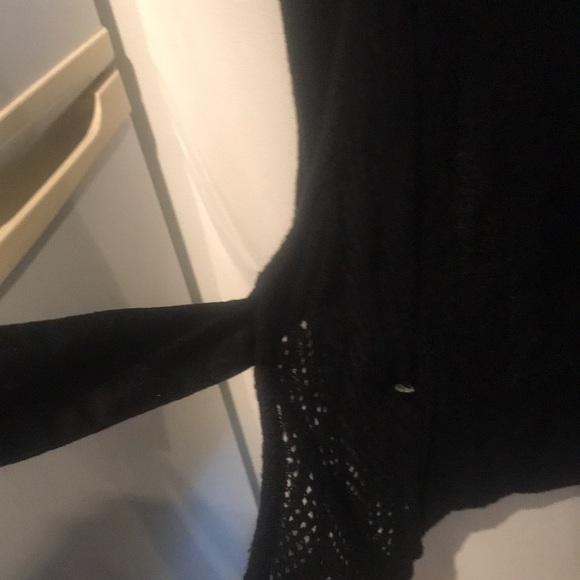 Soft Black Tommy Hilfiger Shawl New with original tags - Picture 6 of 8